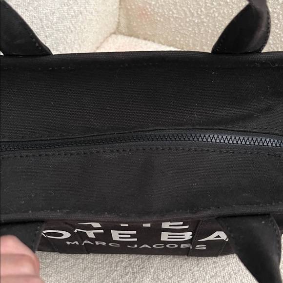Marc Jacobs Black Canvas Tote Bag - Picture 9 of 14